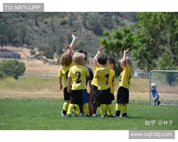 默默无闻但技艺非凡的小球星们：那些被忽视的足球天才们的成长之路